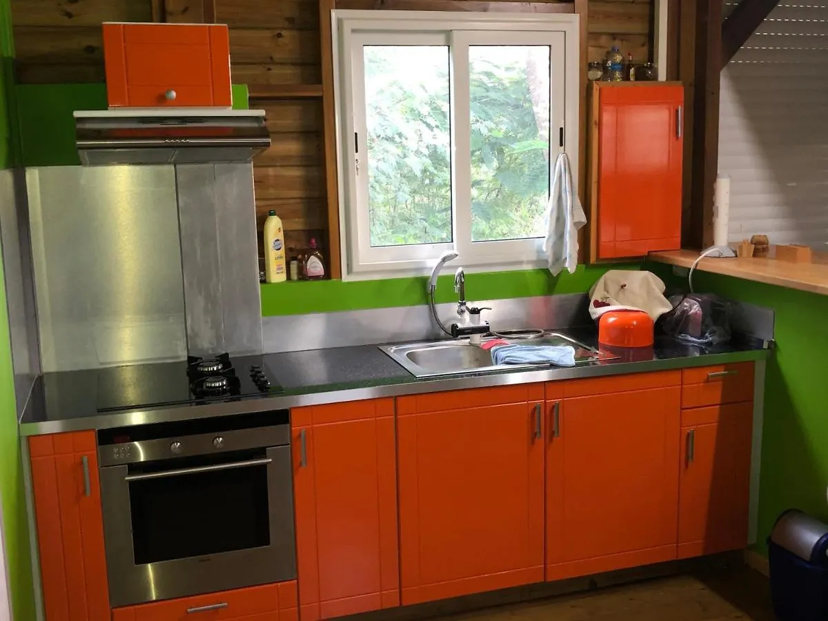 Homestay Maison Famille Rance Apartment Pointe-Noire